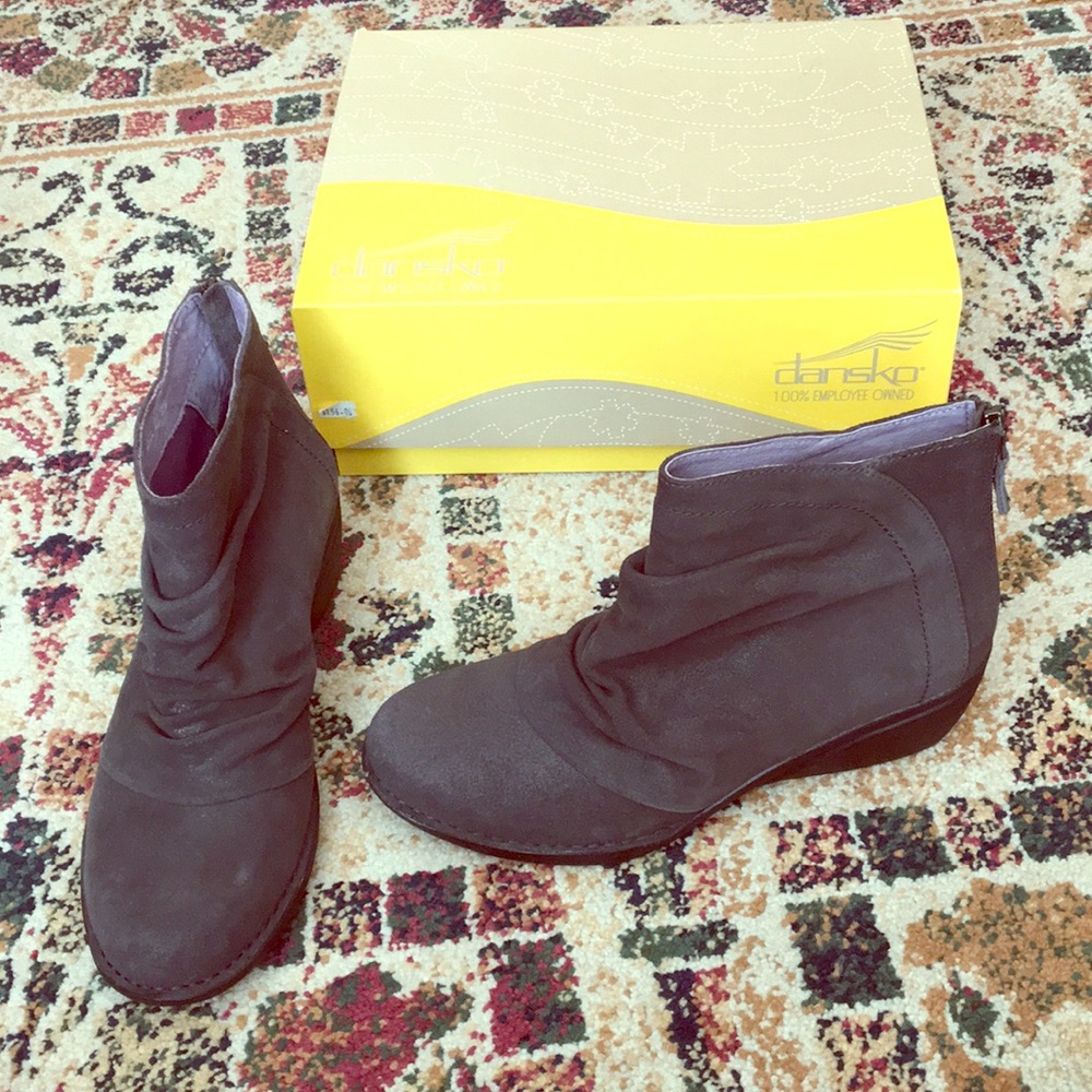 Dansko Shimmer Grey leather booties (Size 9)